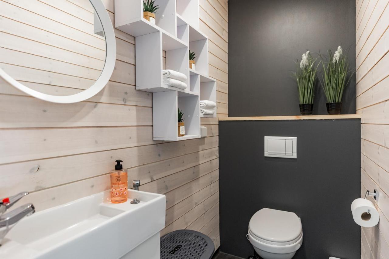Arctic Holiday Apartments 1 로바니에미 외부 사진